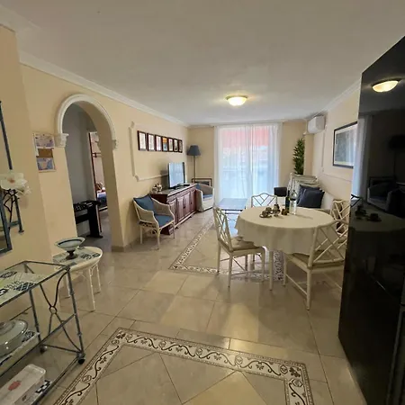 Borok's Place Lejlighed